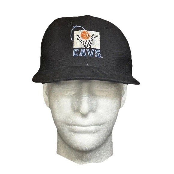 Vintage 90’s Cleveland Cavaliers Cavs 107.9 The End Radio Station SnapBack Hat - Picture 1 of 3